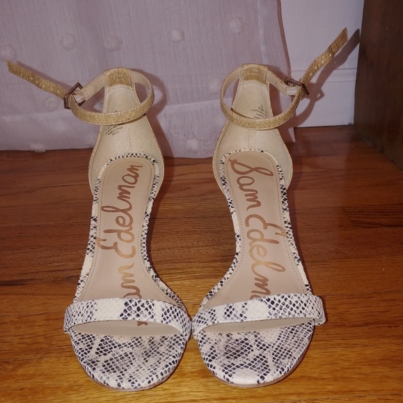 Sam Edelman Two Texture Heels - Picture 2 of 7